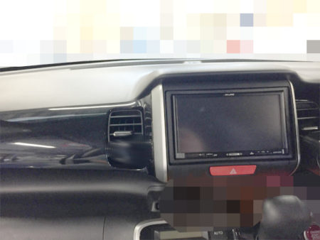 N Boxのドライブレコーダー取り付け 取り付け位置と電源情報 カーサポ みんなのカーライフをサポート